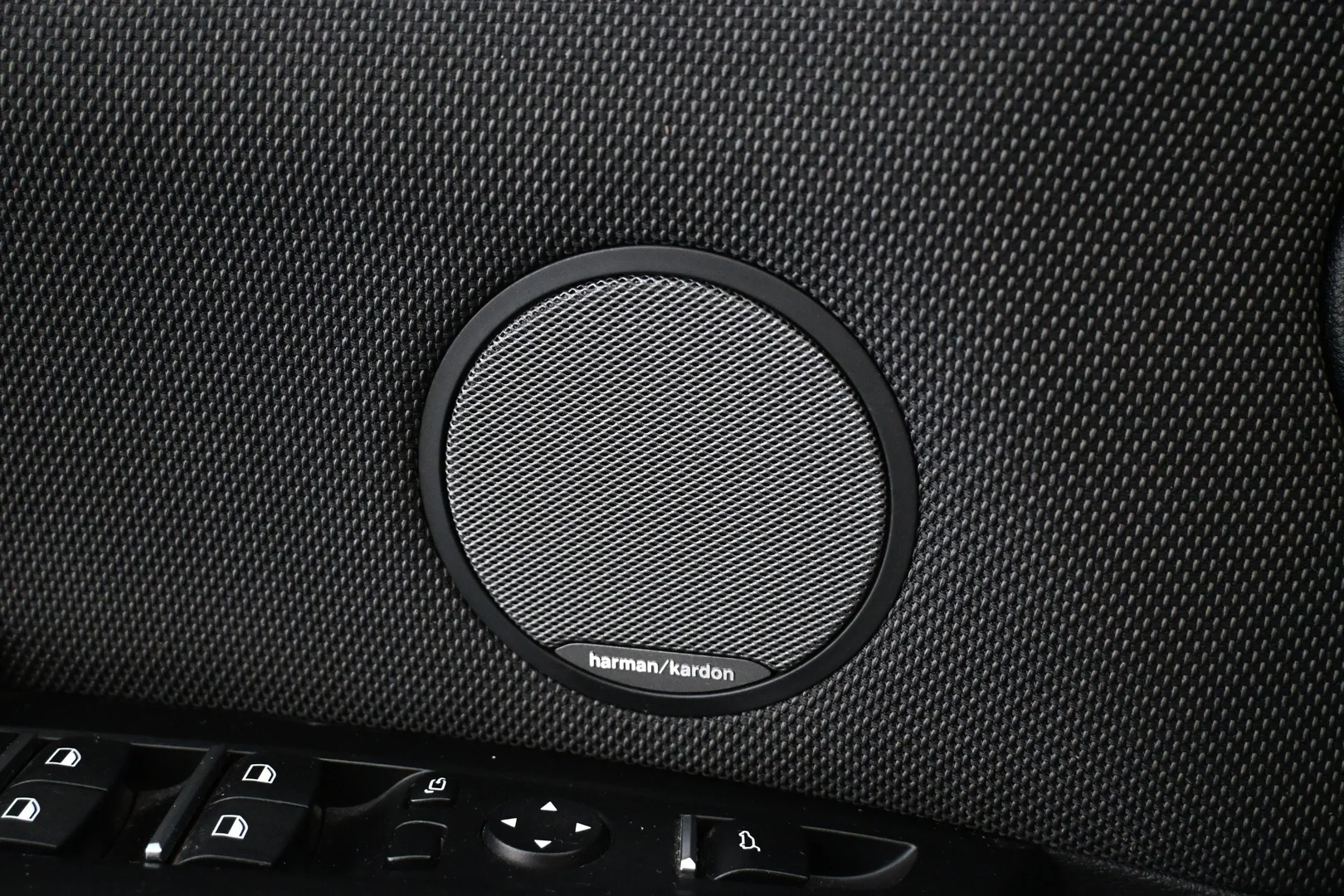 Car Image - 6zneRhDn5h2LmOcOYvZHzl