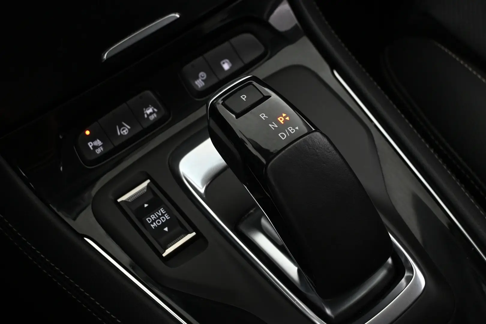Car Image - 4nNTxu5lyhXcn0ghhPoxfH