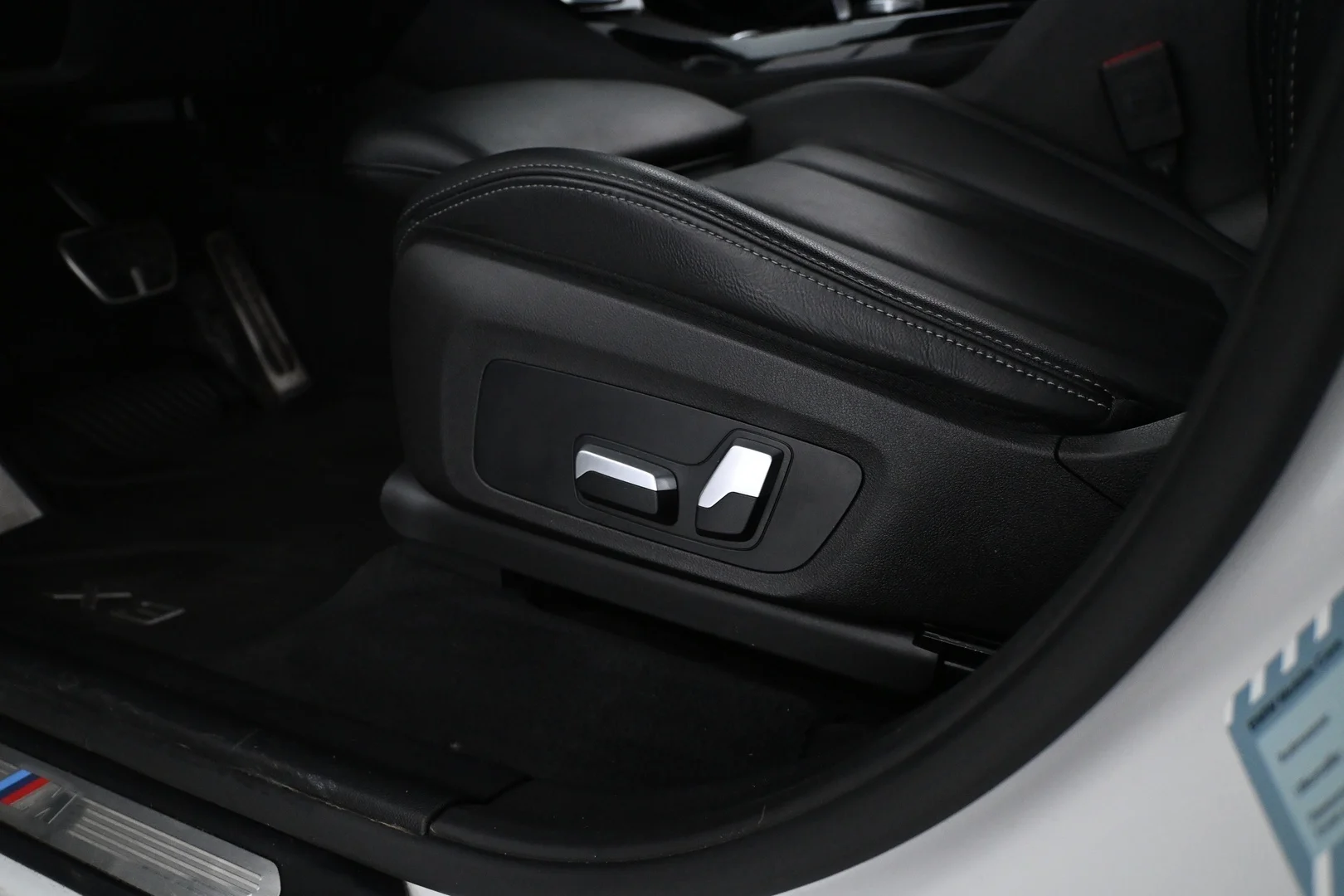 Car Image - 5cMJ9GFBRXIRSUsOy0foyo