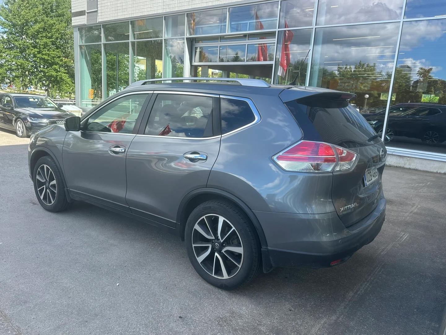 Car Image - 7gKWG6U8p71vxfzCZ7cTwF