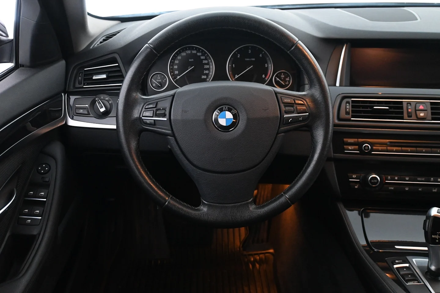 Car Image - 35jeoo7AAId1uAR5CxVaQ2