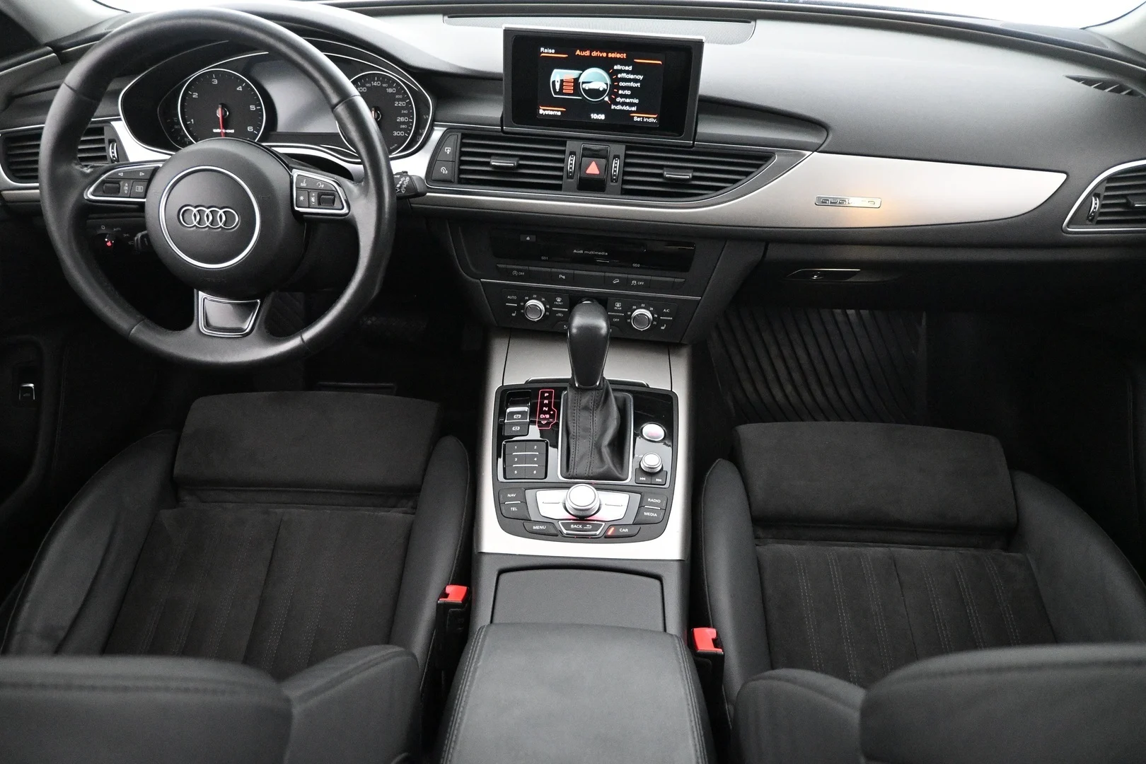 Car Image - 3Q2FsZDxp0vID2noj8DhUk