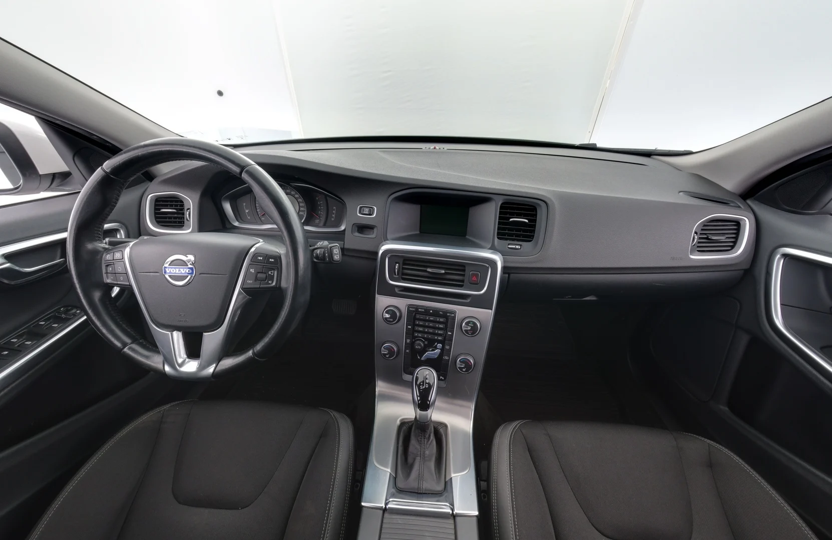 Car Image - 6CdKZjOW4ALwSJmWVuAqN2