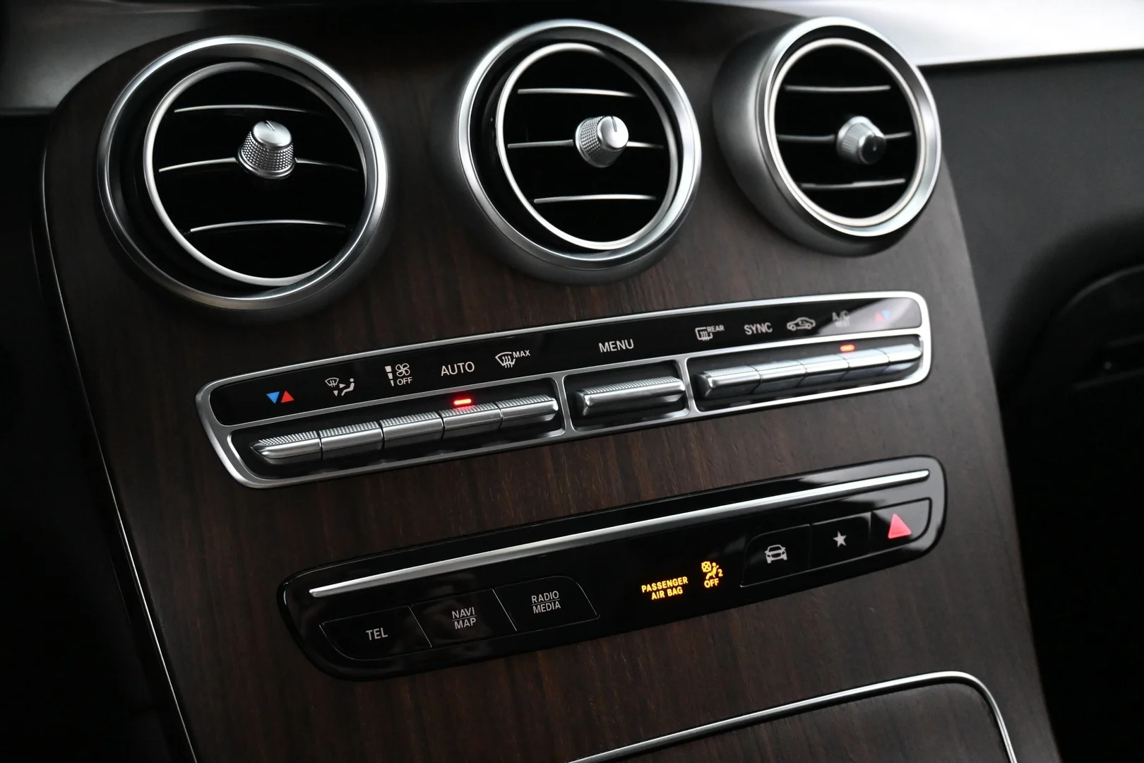 Car Image - 6dVAVa2QdXAyjtUO5Q7m2l