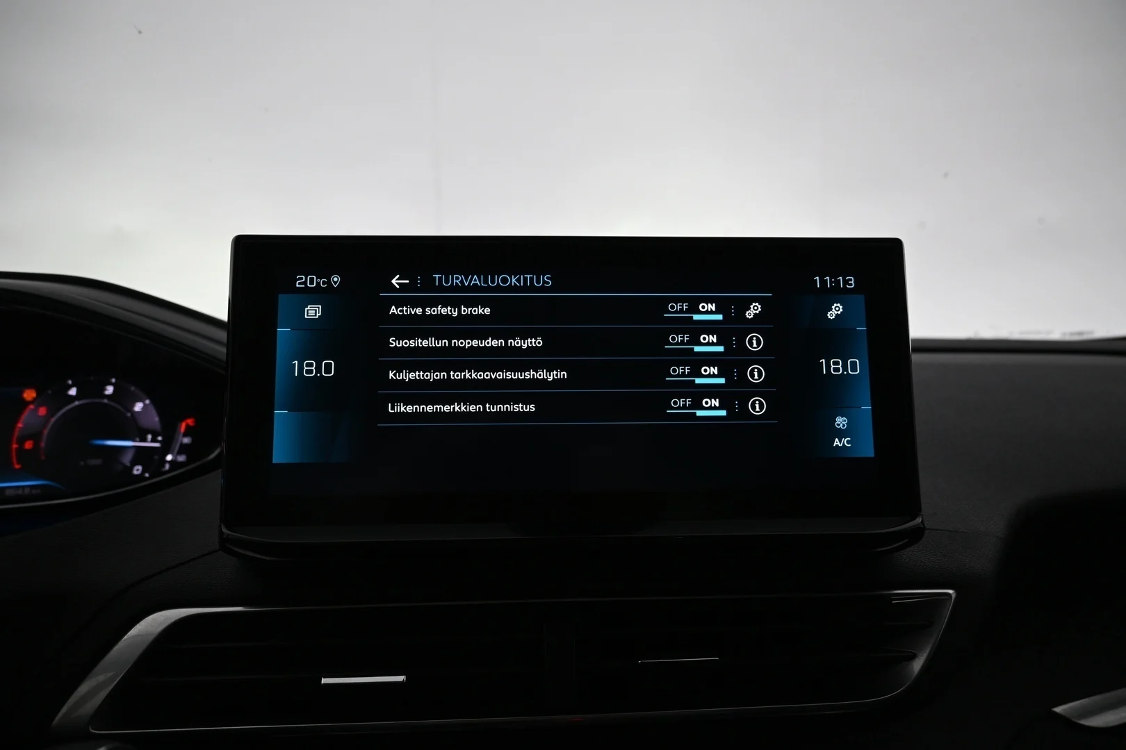 Car Image - 1R6SYgj2EUoqeU3l23tCAI