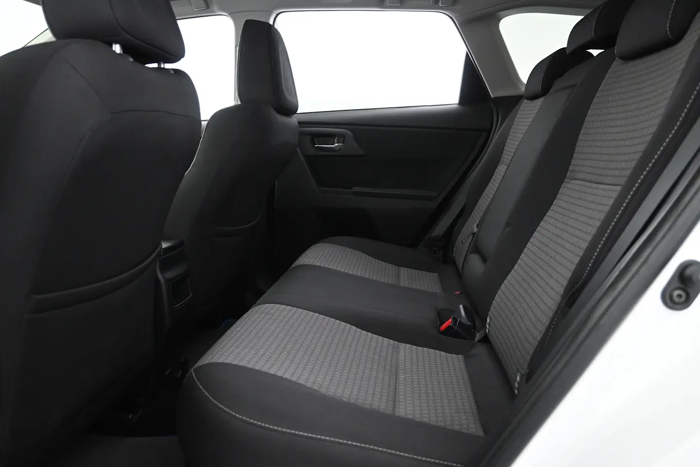 Car Image - 6LRH8kBw8y2PjkjJOlS2Ra