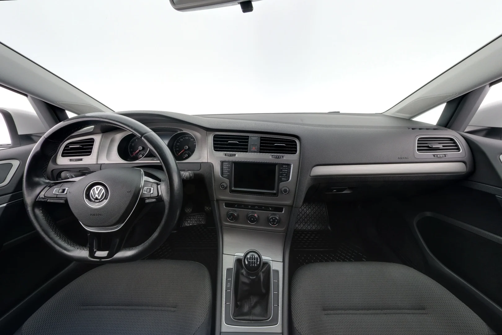 Car Image - 5cBbiYOCUp0A7VdWyXnrcr
