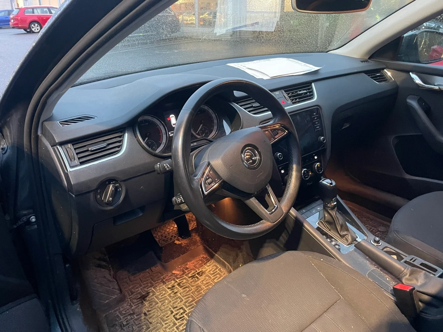 Car Image - 79m2kGlj1CaSuT5cnAmUDj