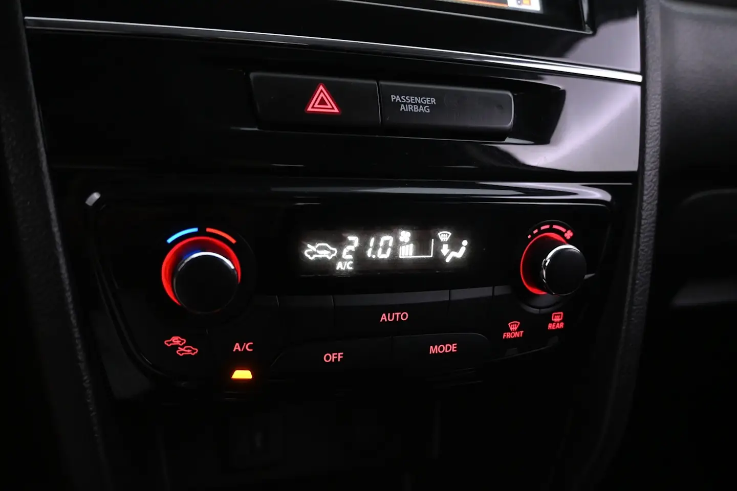 Car Image - 5zJsp1NMdLxawcSA25oqAU