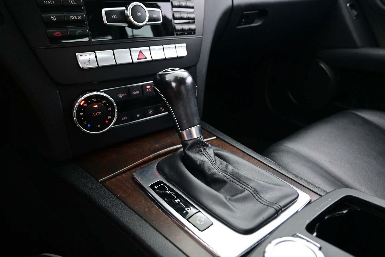 Car Image - 4ZQG9P2fOsITrXa26VBK7J