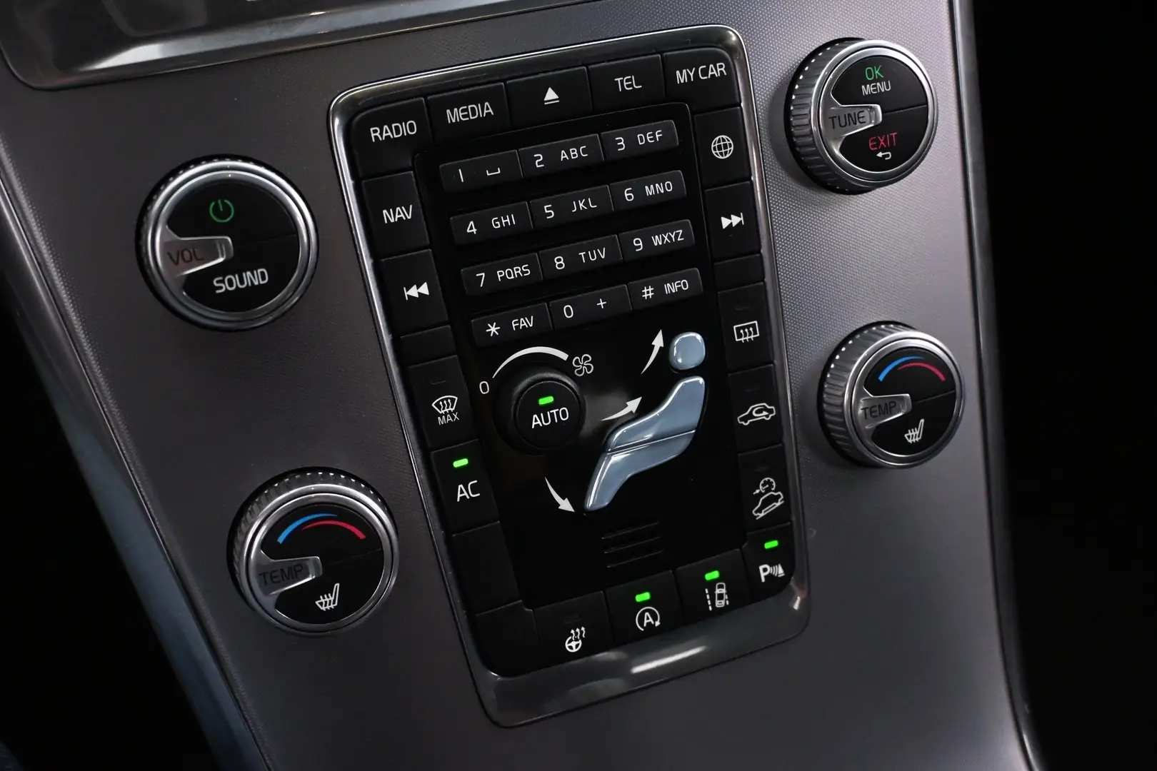 Car Image - xzMOEuMXunnUW5fe3TDGH