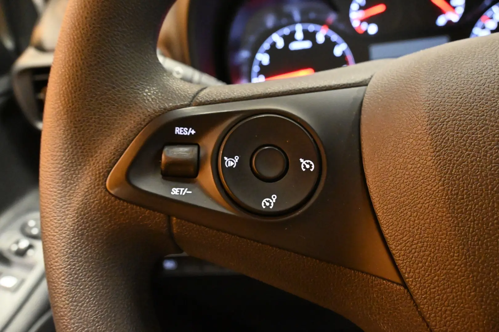 Car Image - 191h5EDRaymnHW4WA31KnX