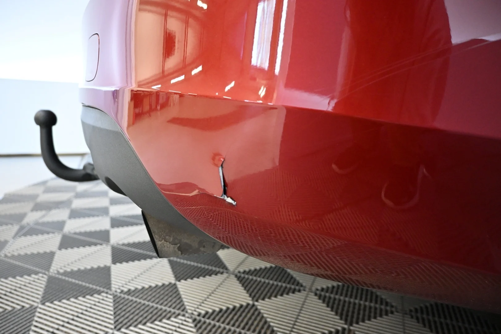 Car Image - ISvdw3oSehGN6EkEIw6Xb