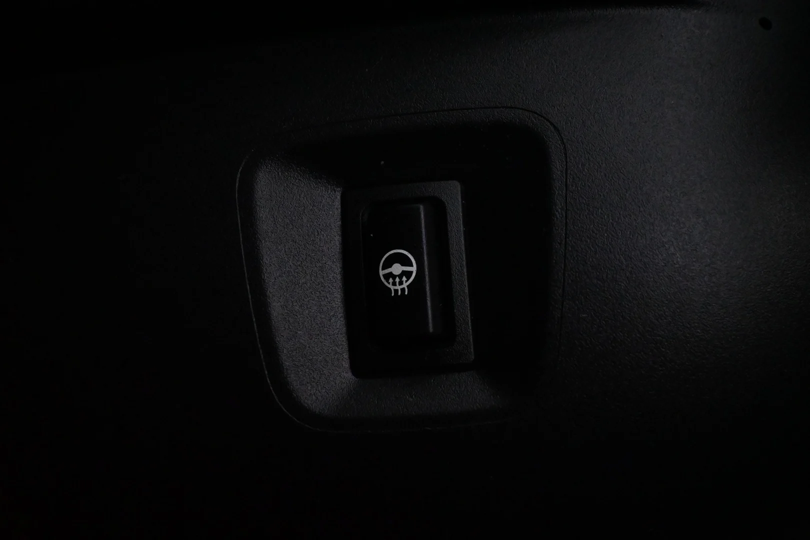 Car Image - fIZ03KGN7Mu4uGEDF4Ukw