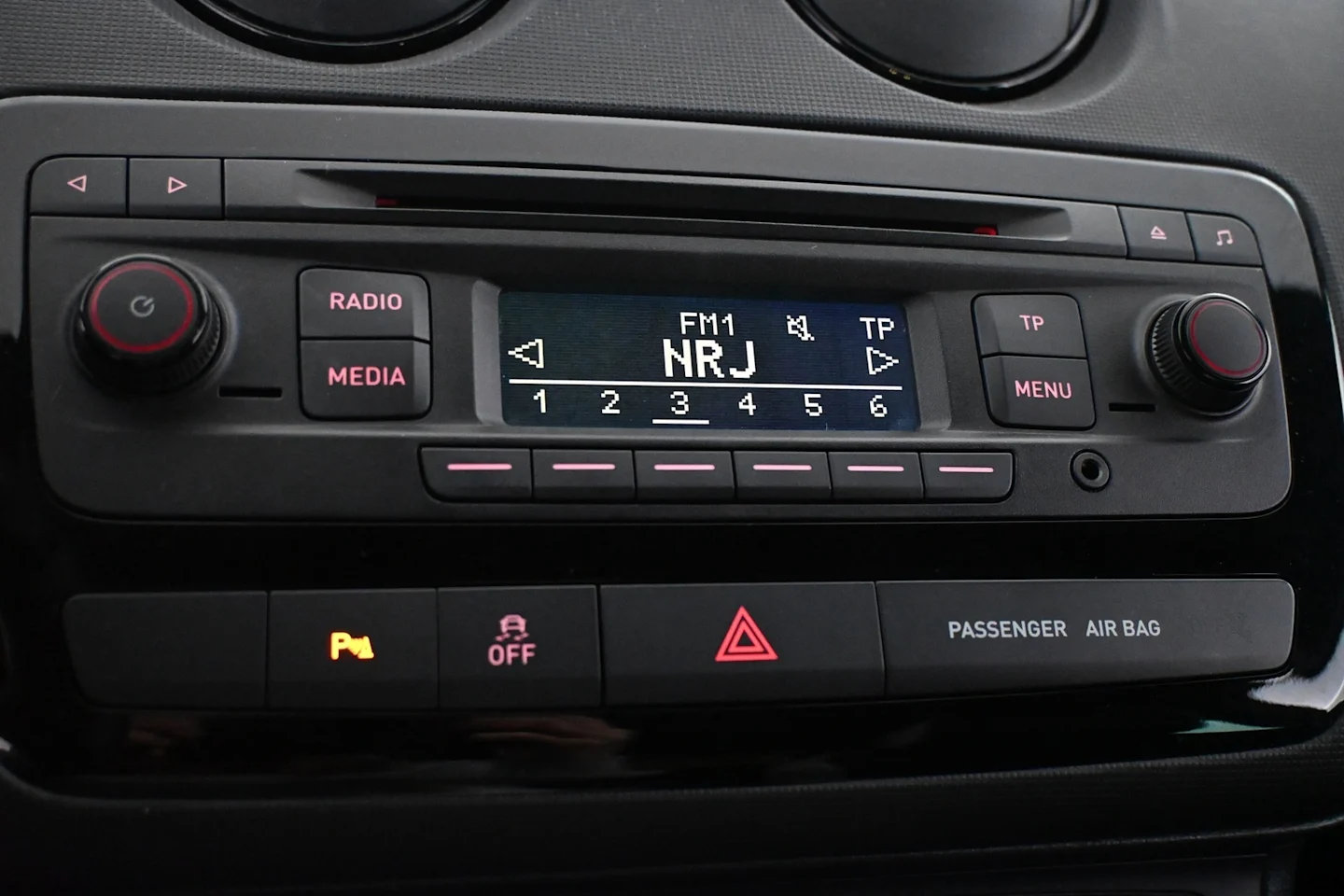 Car Image - 3X4XqmF4mFQaCZ6qXM41vl