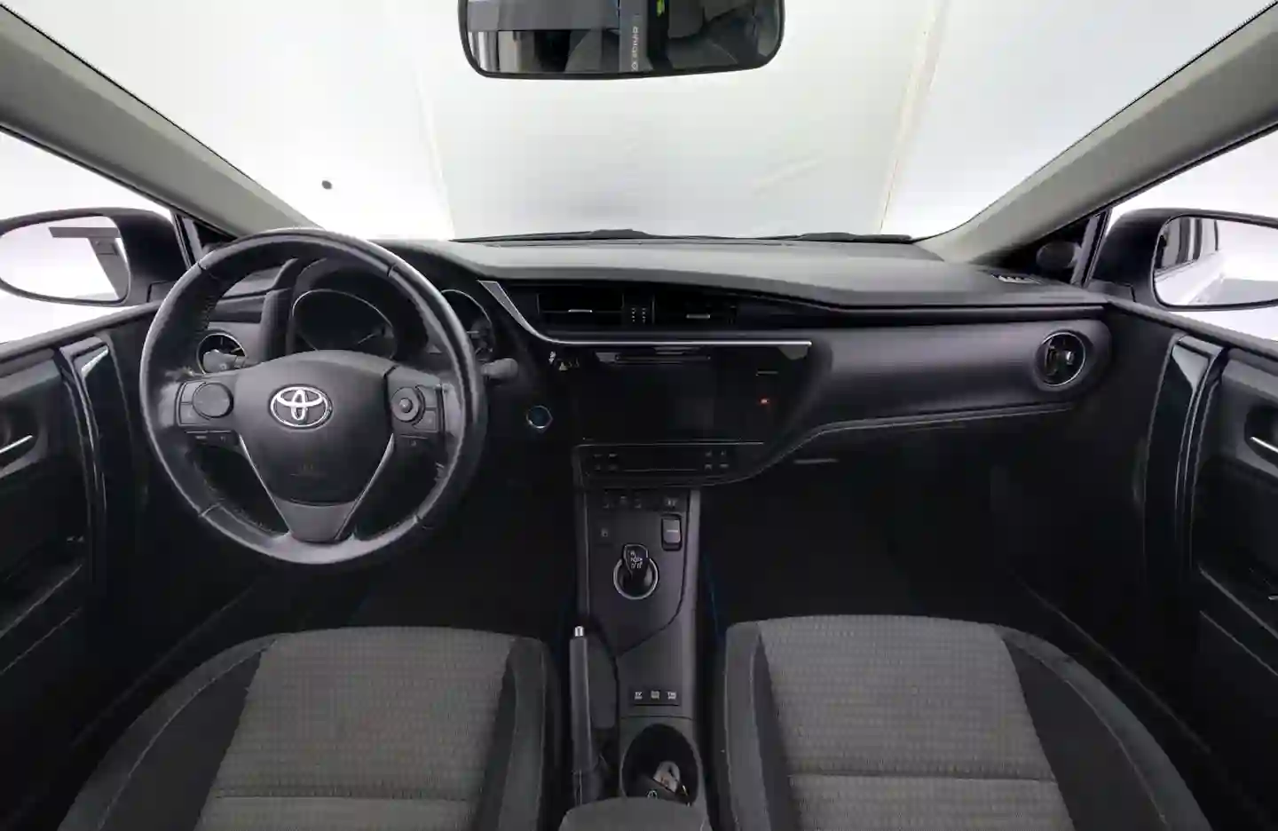 Car Image - 6LRH8kBw8y2PjkjJOlS2Ra