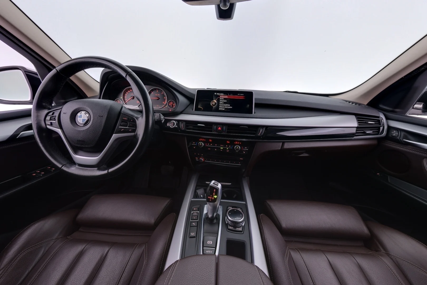 Car Image - 1neuPDgB5Fj7fhp0AASmiM