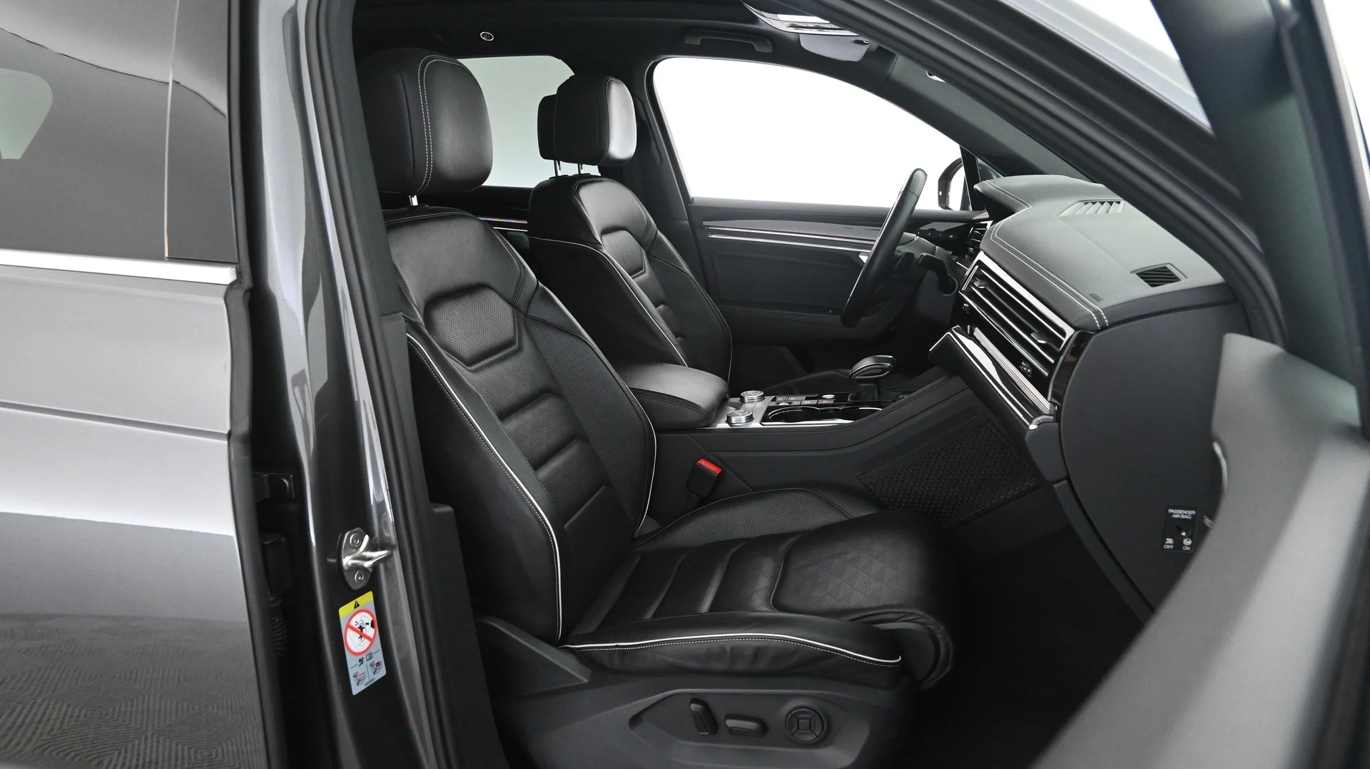 Car Image - 6xjzf3tRnFoTG9nTEXInLU