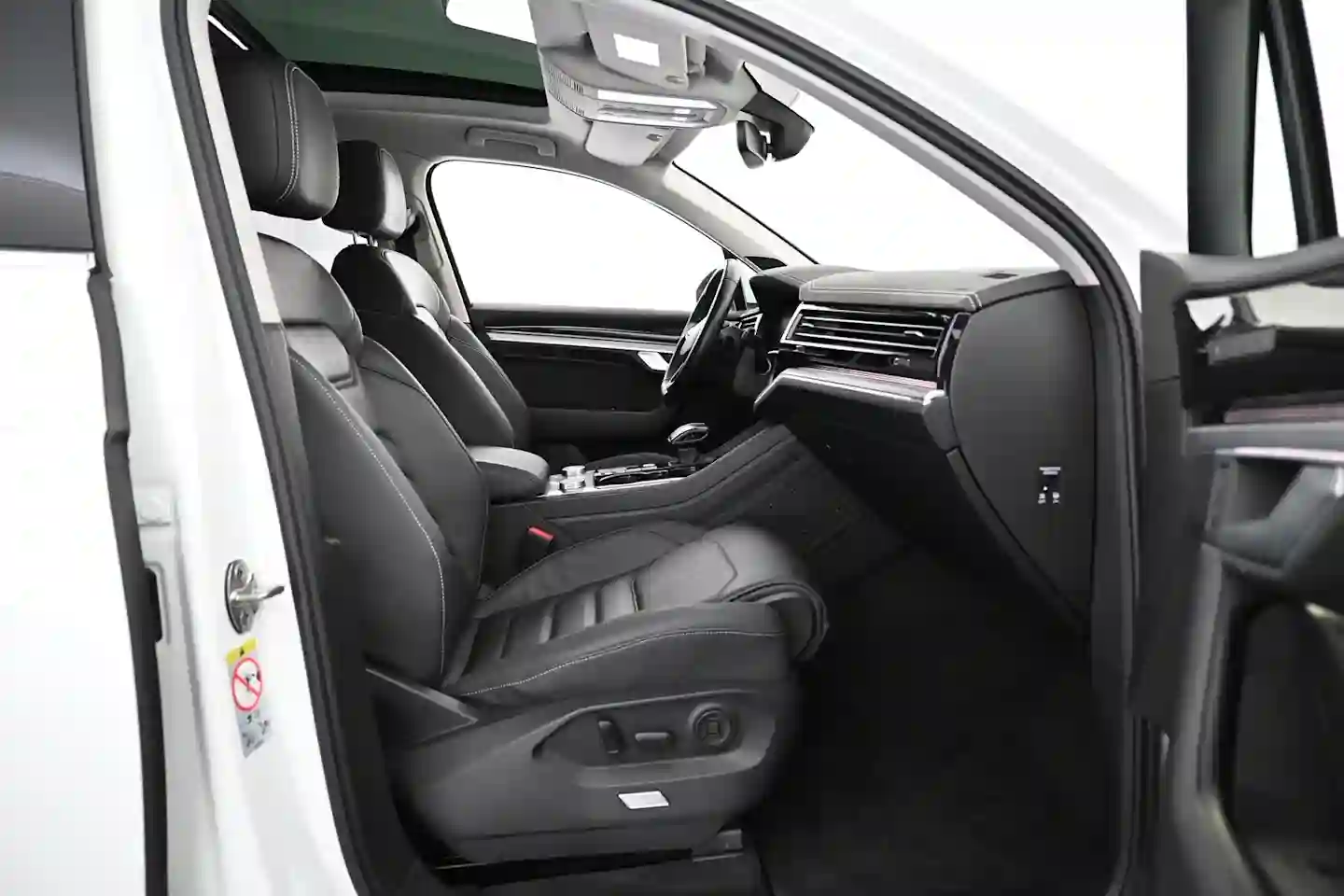 Car Image - 34GHuz6izc45g62k3u0Gqs