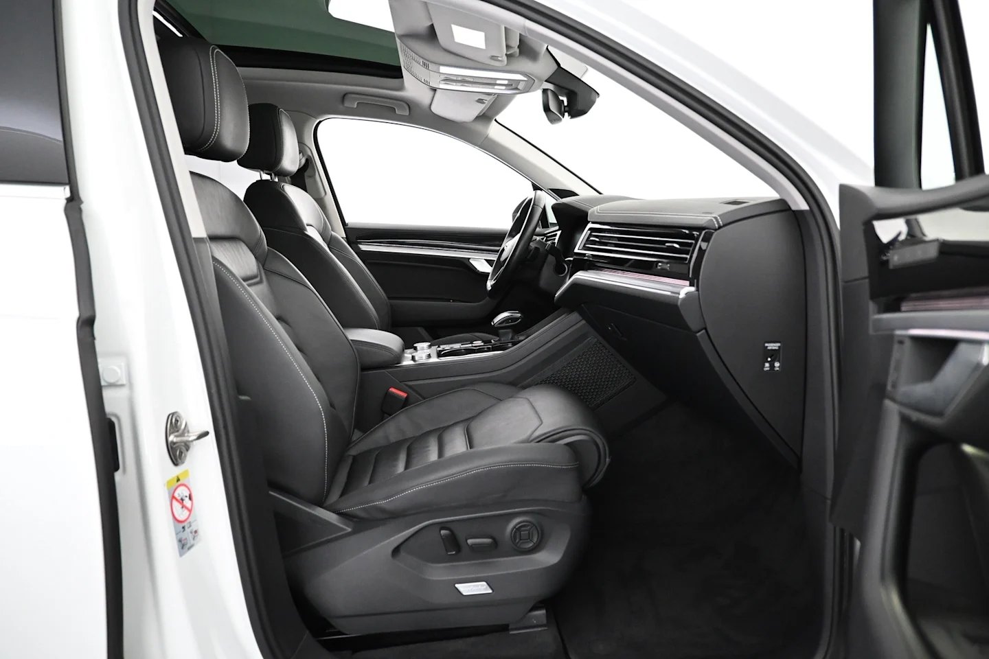 Car Image - 34GHuz6izc45g62k3u0Gqs