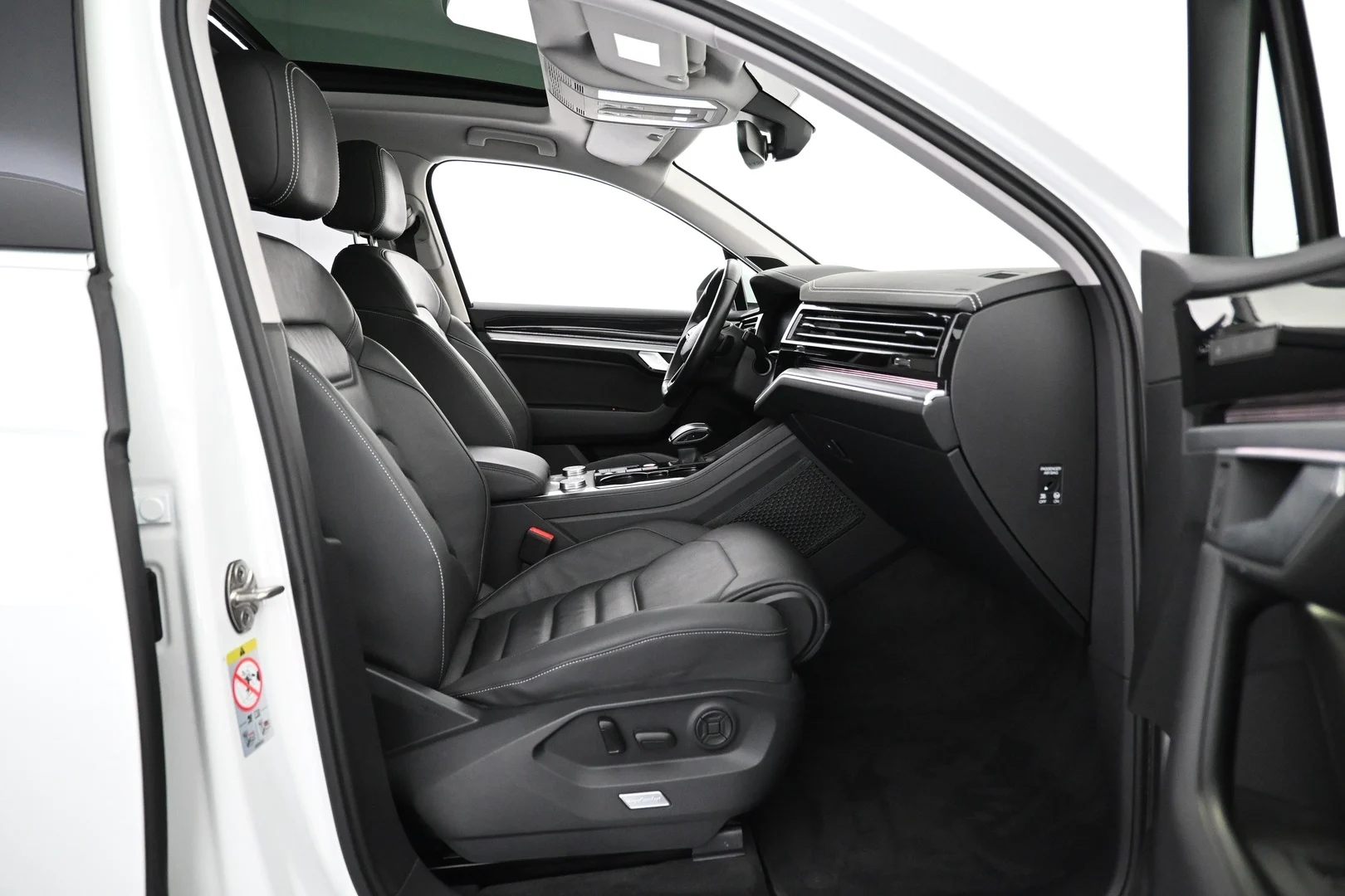 Car Image - 34GHuz6izc45g62k3u0Gqs