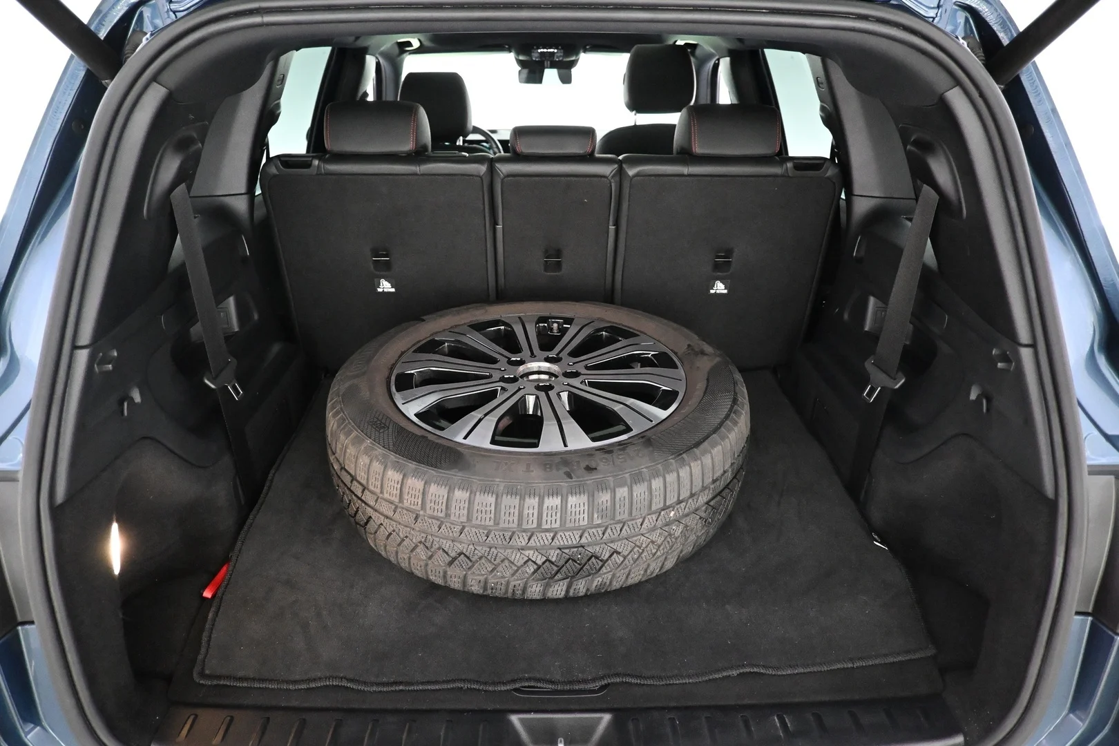 Car Image - BgGiDcFKPriN0slyfRikI
