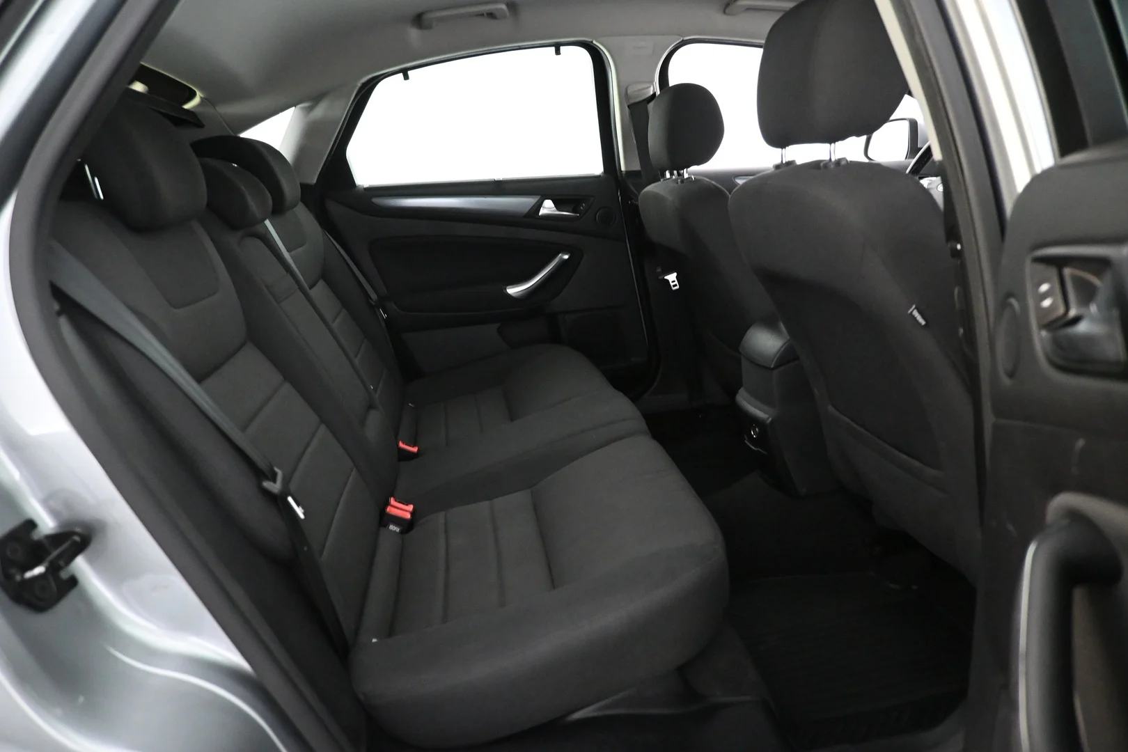 Car Image - 5KNz8YVX6r0tbtXjGzbpJh