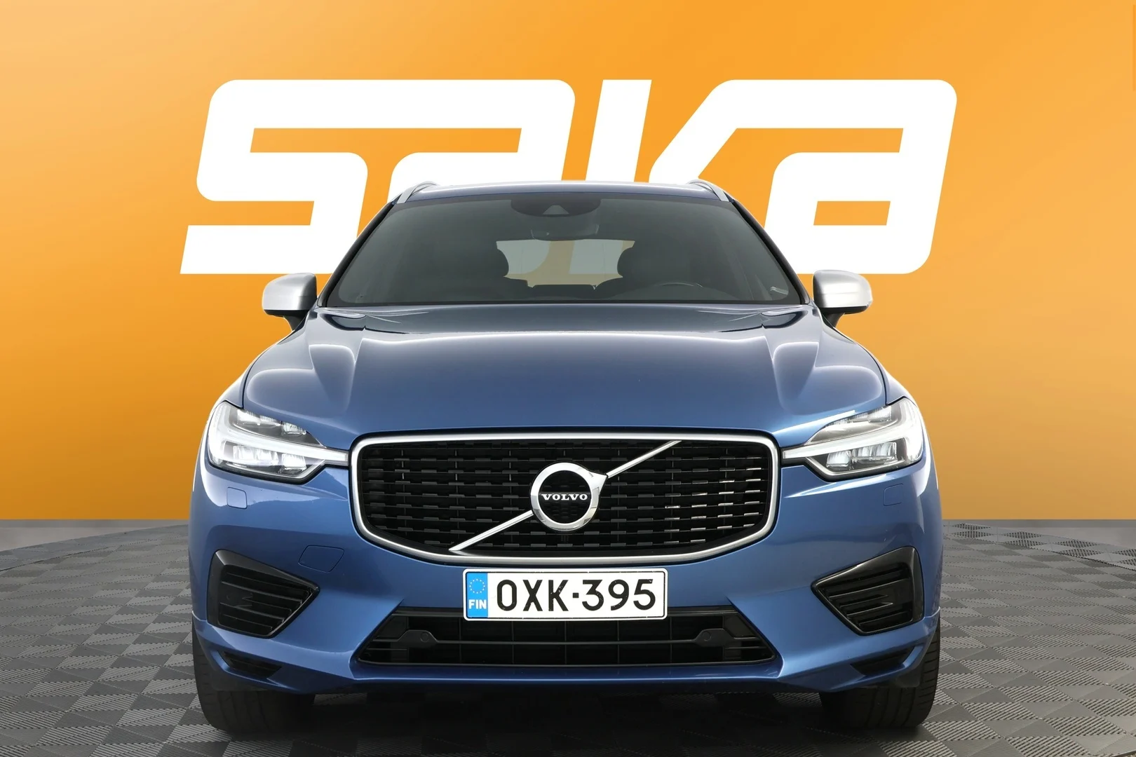 Car Image - 14n318GXdBDl7DXyebkJRJ