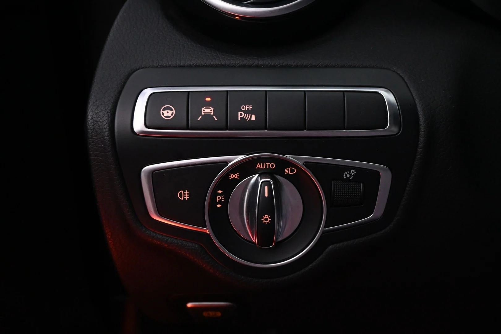 Car Image - 3ncit7Md3zDaRYO2VLOXhf