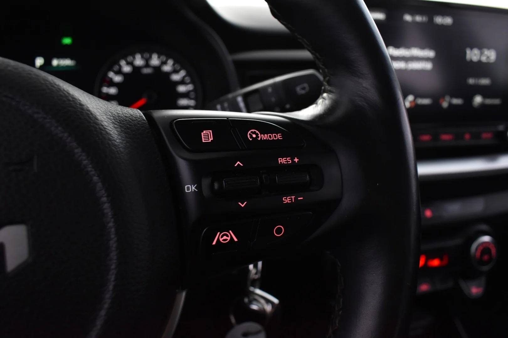 Car Image - 4GbZLT6Kkh6nBq0Ep2kO9r