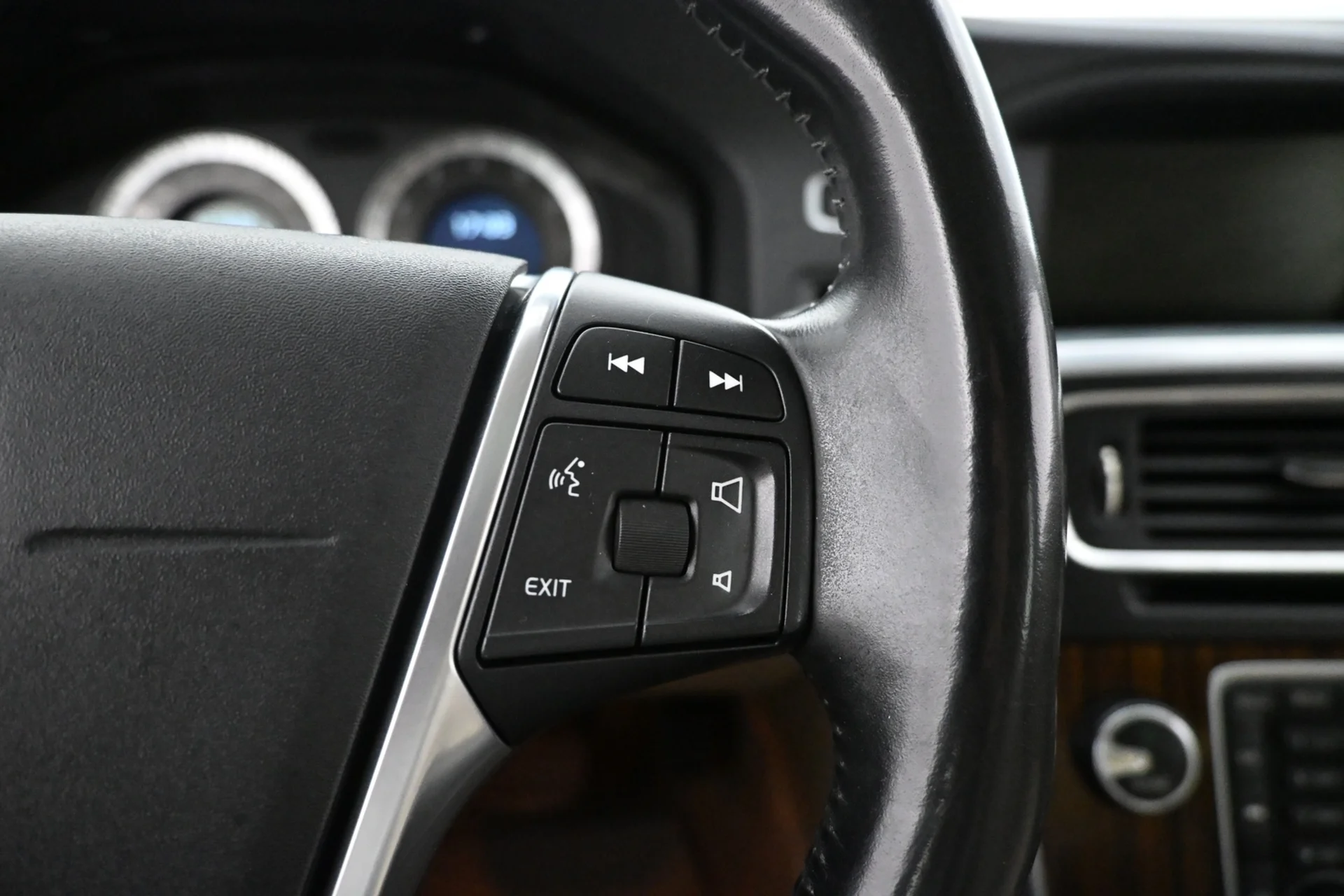 Car Image - 5MeNyOHqITlsOpvrNxbNou