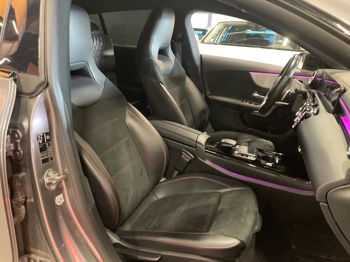 Car Image - 2FlhBnisufBHTb4o6B6OYC