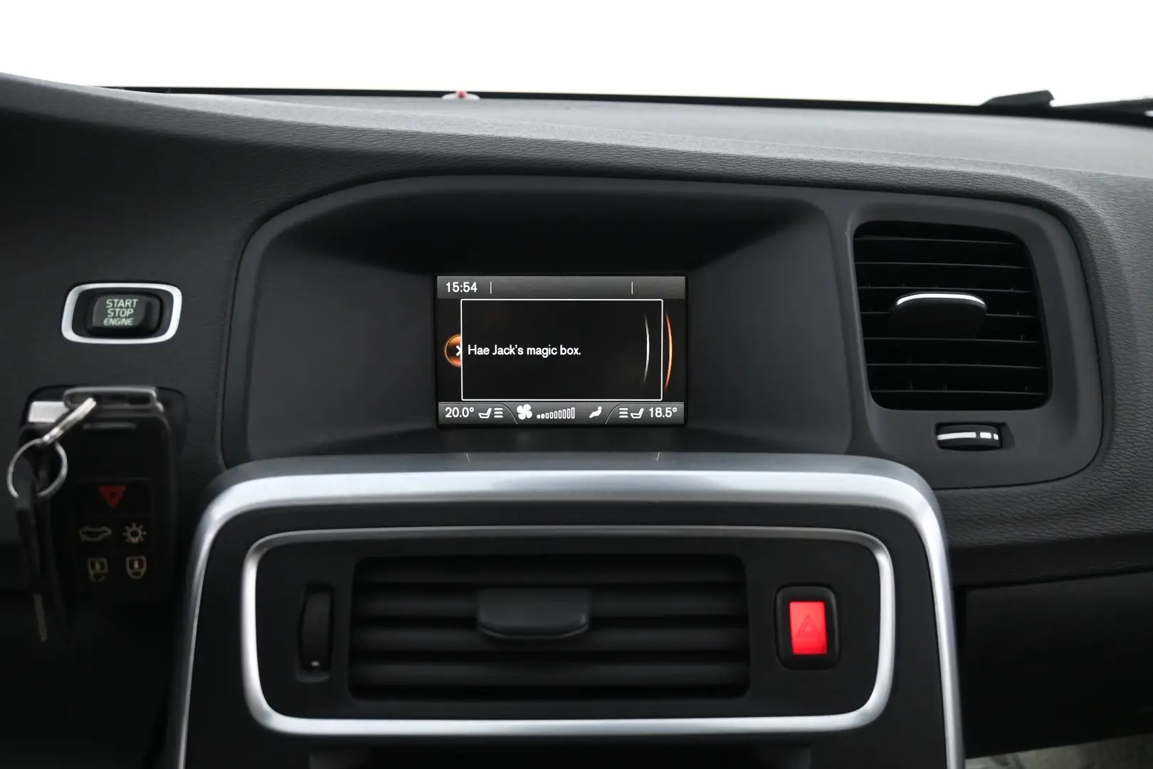 Car Image - 6DjbjsirjHqOL8QjM8KXnV