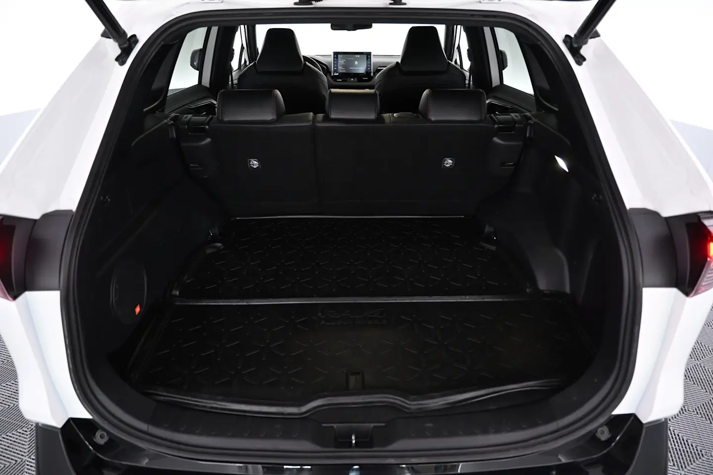 Car Image - 4ihNMq6oUrW3jarIDIzrQn