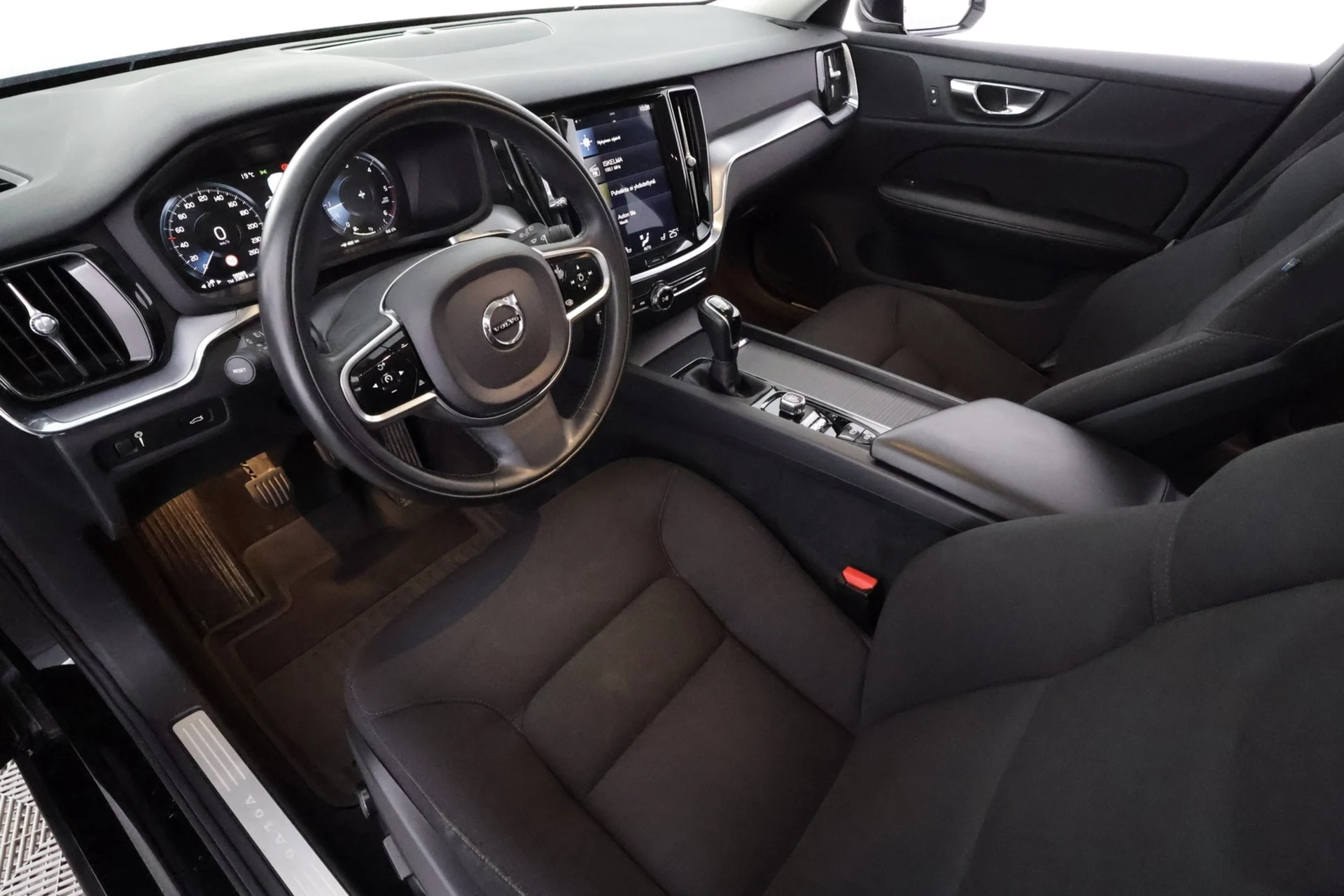 Car Image - 2oQnU4J5rh0TK5cJneX9qk