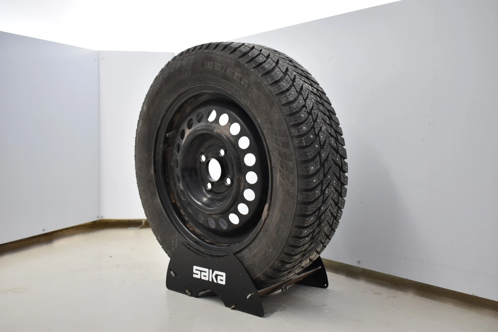 Car Image - 0Ffks8atO1uWxvlYrbZ8I