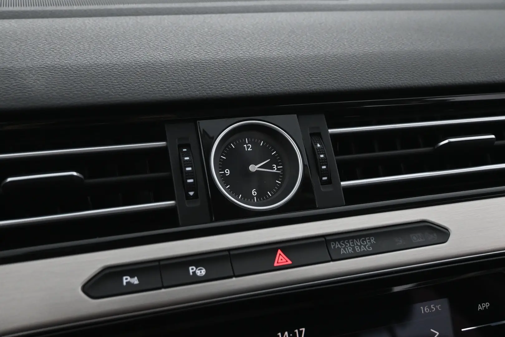 Car Image - 2WJoeuOWrHxXrP6cZvWf55