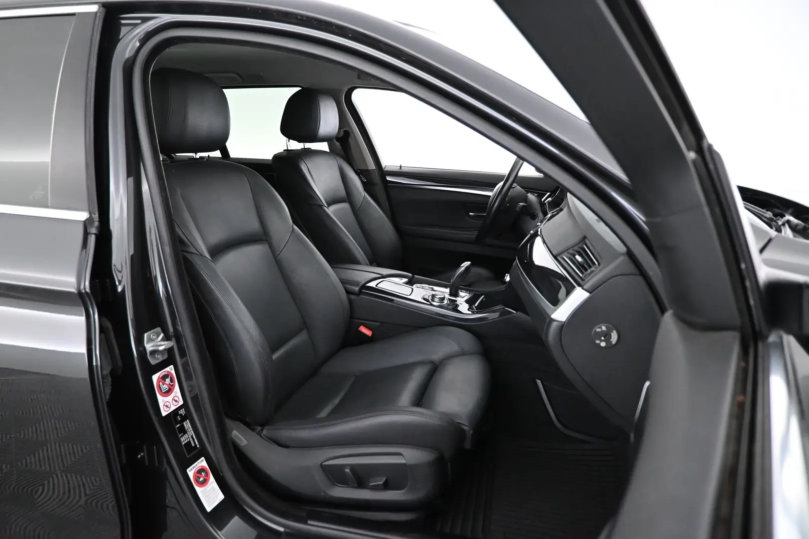 Car Image - ylDi04j1MnHKybXRwRsz1