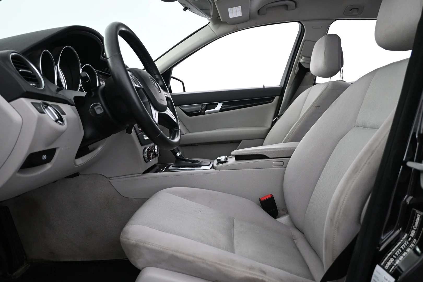 Car Image - 1QNdaYU7elKGLg3L3Yfakx