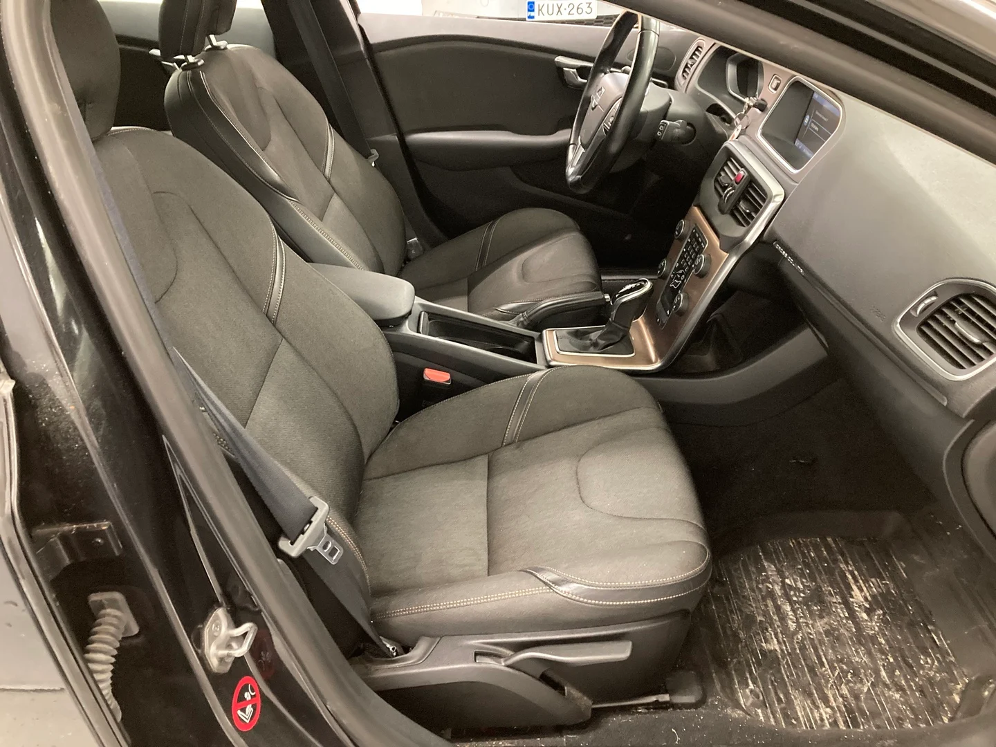 Car Image - 5cm3cEvpqFuqhcgLtokXlP