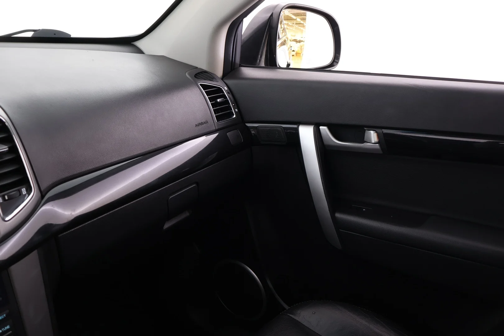 Car Image - 6aofhrCuHnNnEuyD30yyXW