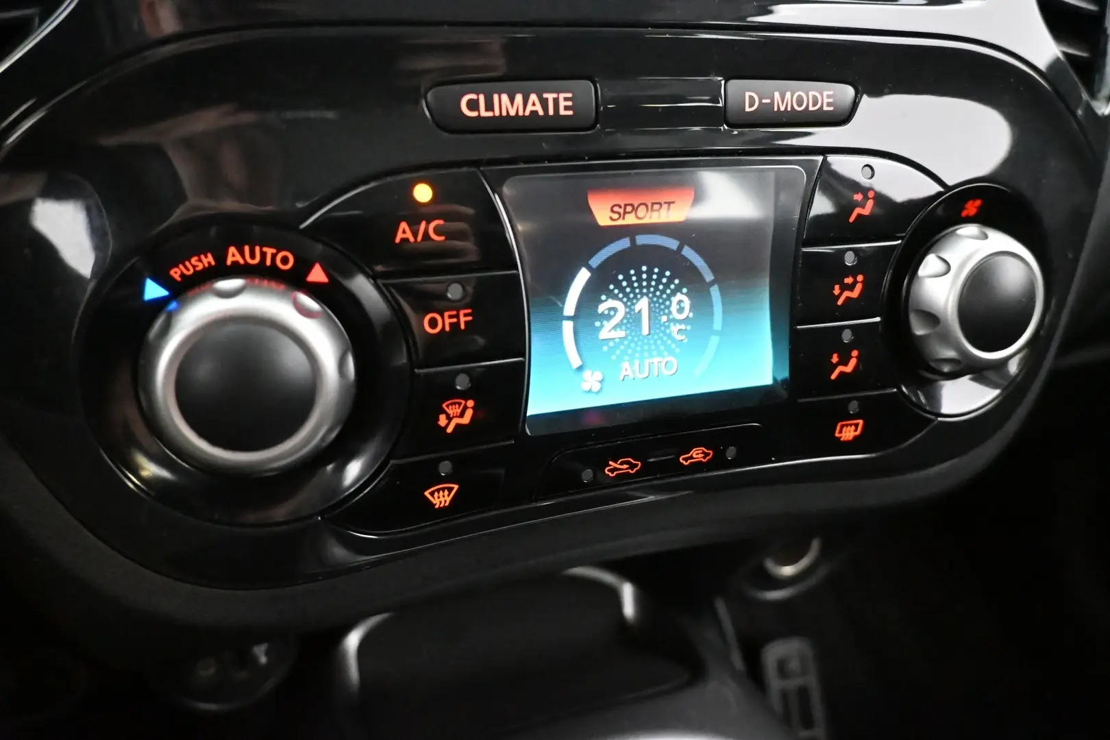 Car Image - 5cA2mCFwfnGmJ0gVuzoMnN