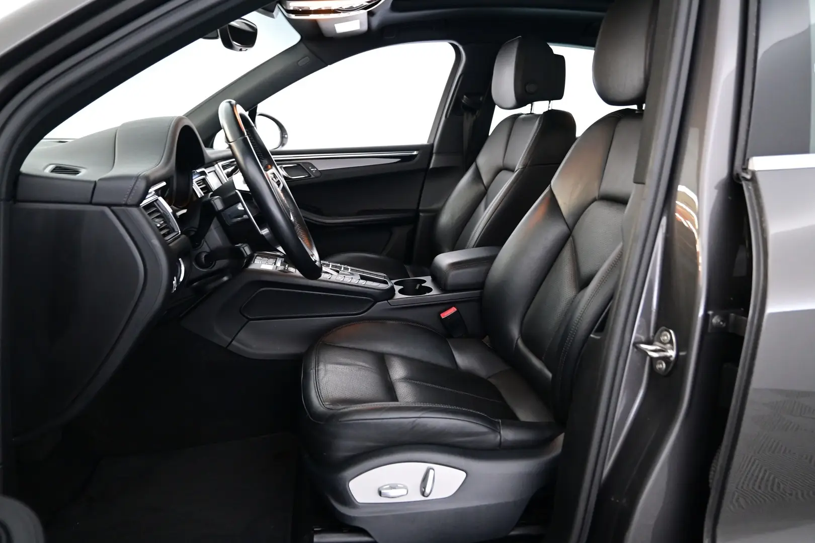 Car Image - 22xZu7m7WXK0YWj5VdtqMs