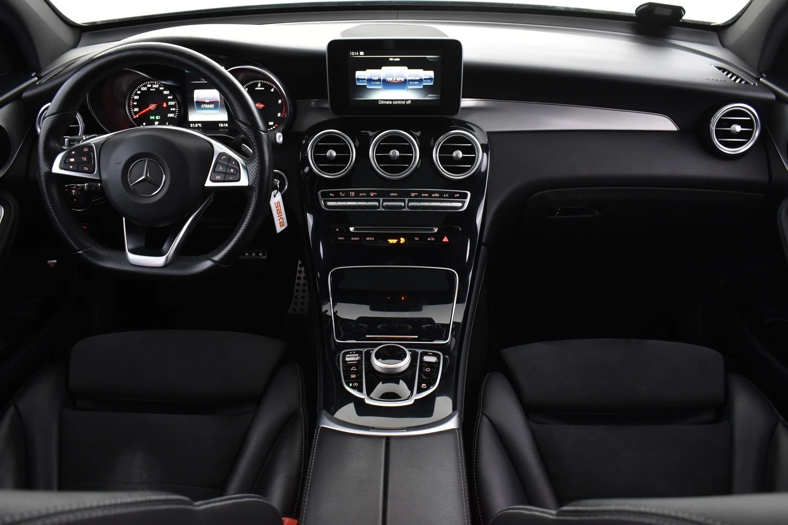 Car Image - 2r9E6lYTsSX7GMuj1N0Zjl