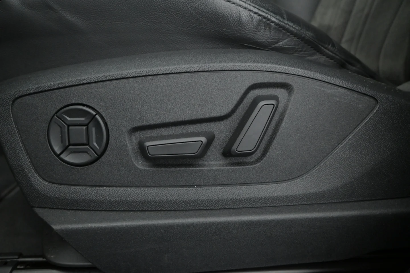 Car Image - 2FsBsh9Mj0VdfPytxPBK6