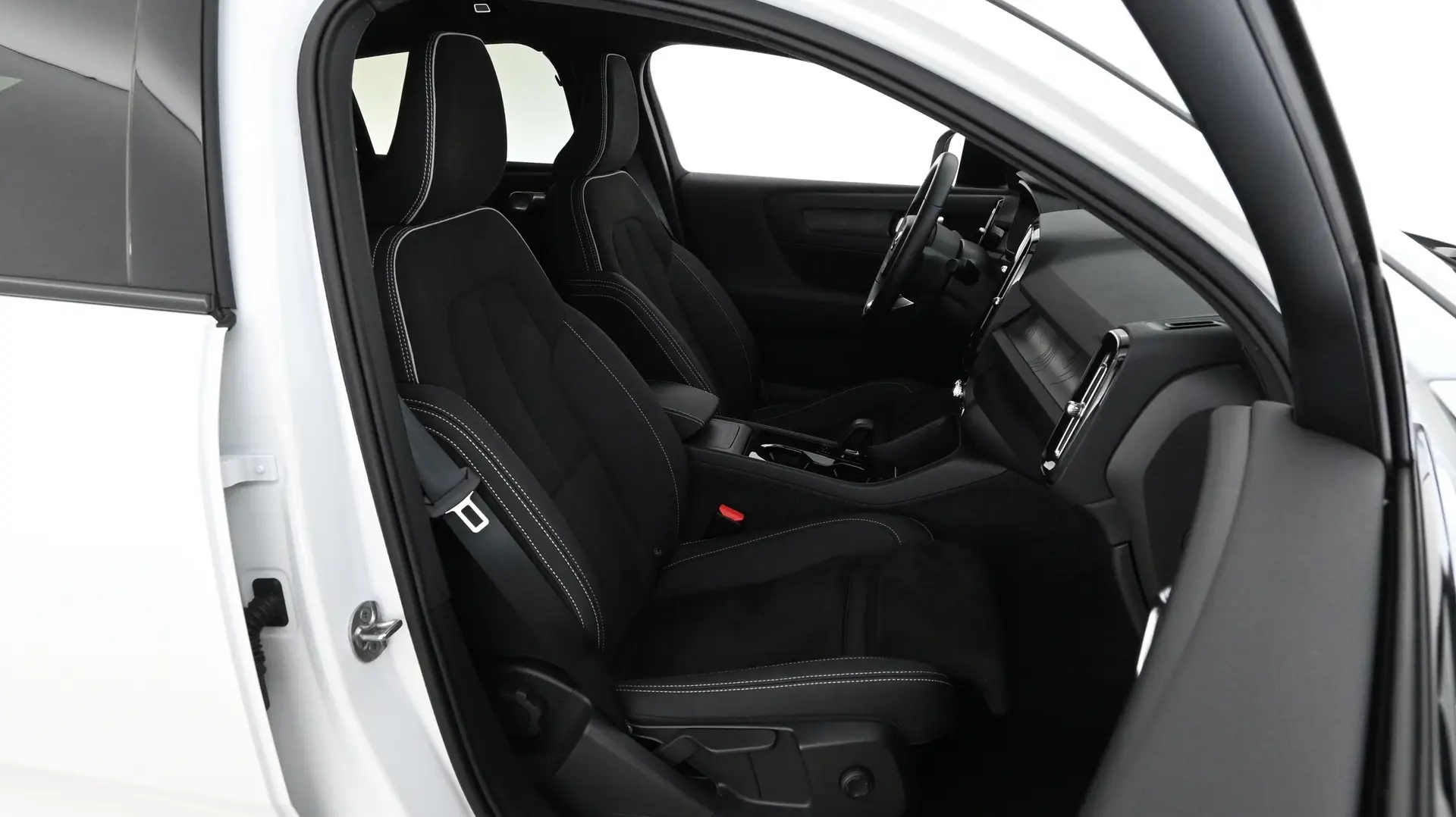 Car Image - 5BGpzTHAe1FfsXqZPiHbWo