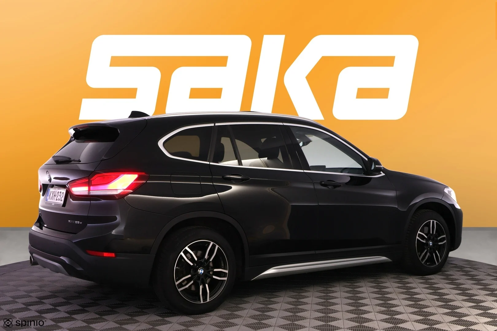 Car Image - 7N3AkKCTLiyujK6WFD5wiQ