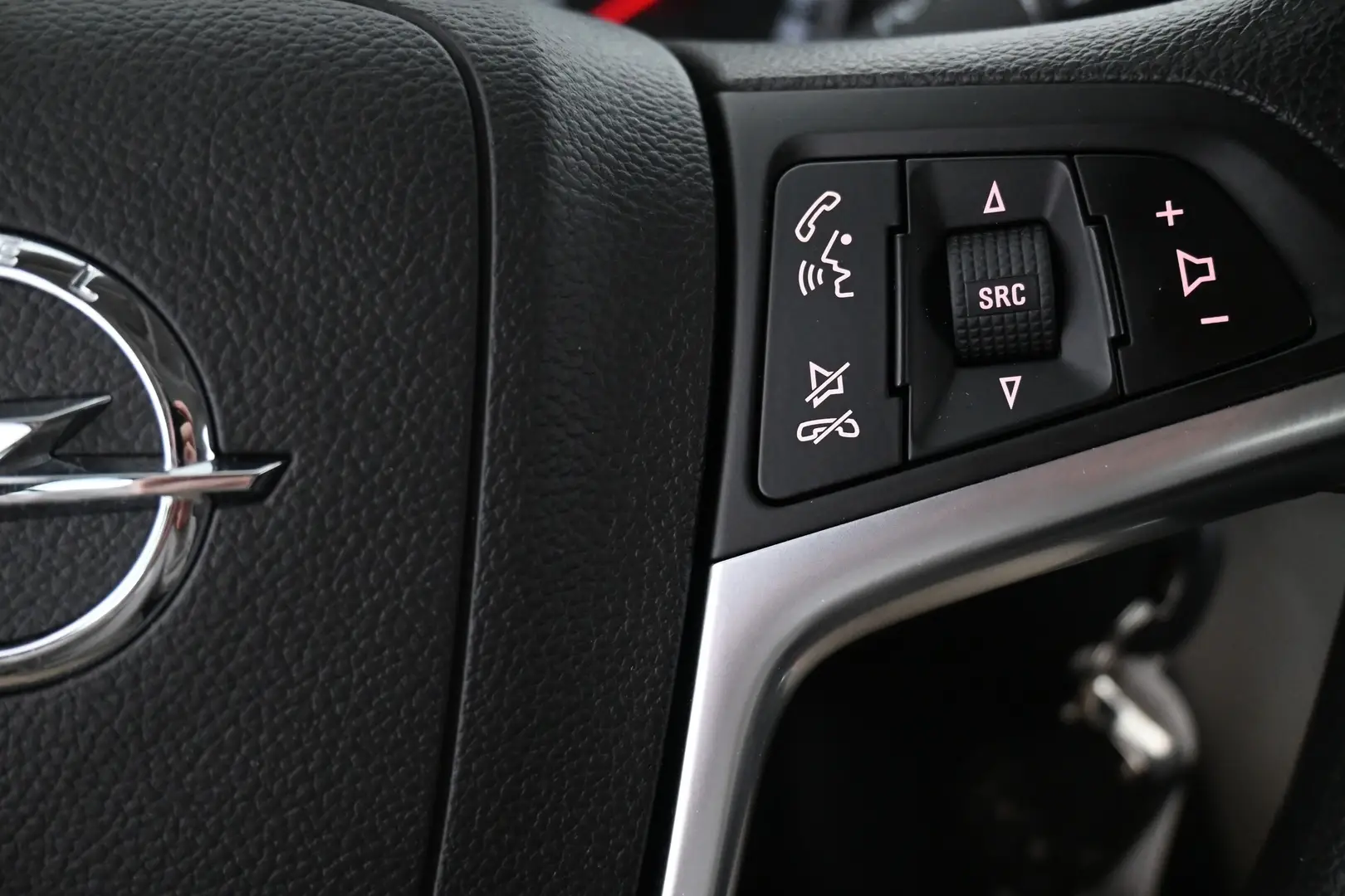 Car Image - 7uFYxQgrBJtc8YTlYIZF09