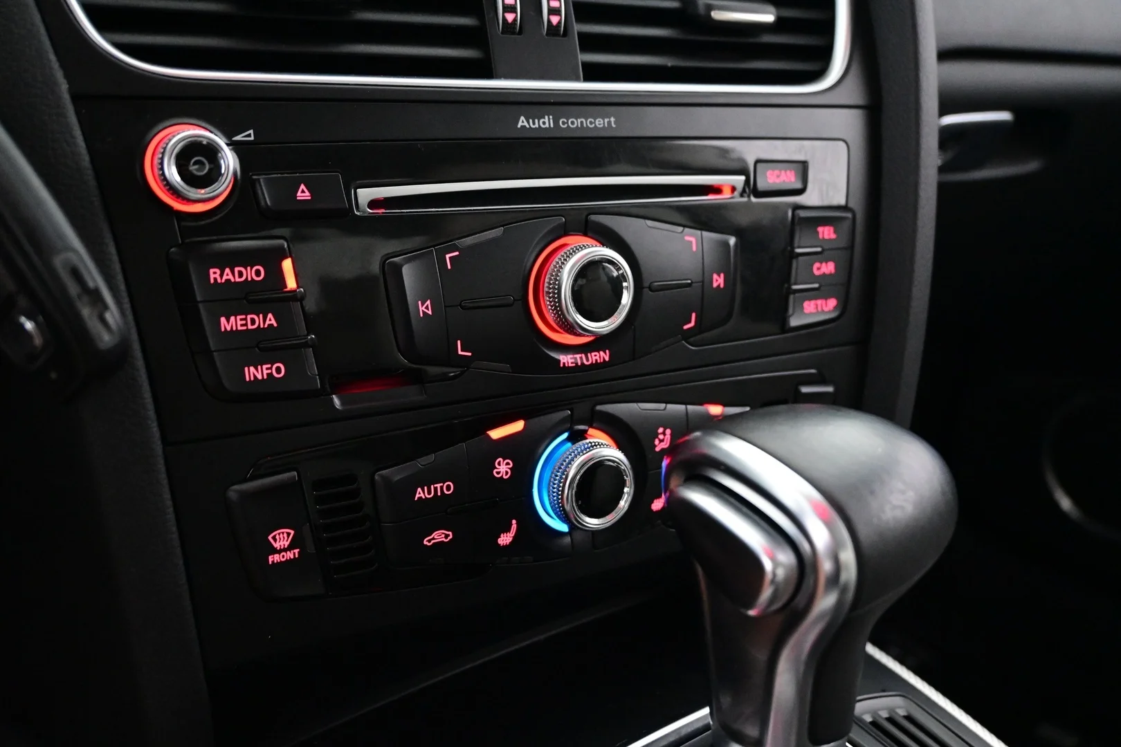 Car Image - 51Y2wSpAGxCjtDTAZN7IBK