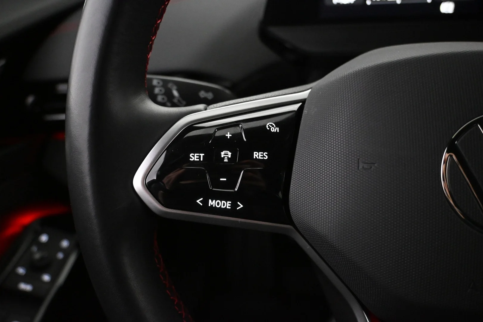 Car Image - 1J0ScbozNGkZ8kqNwve8af